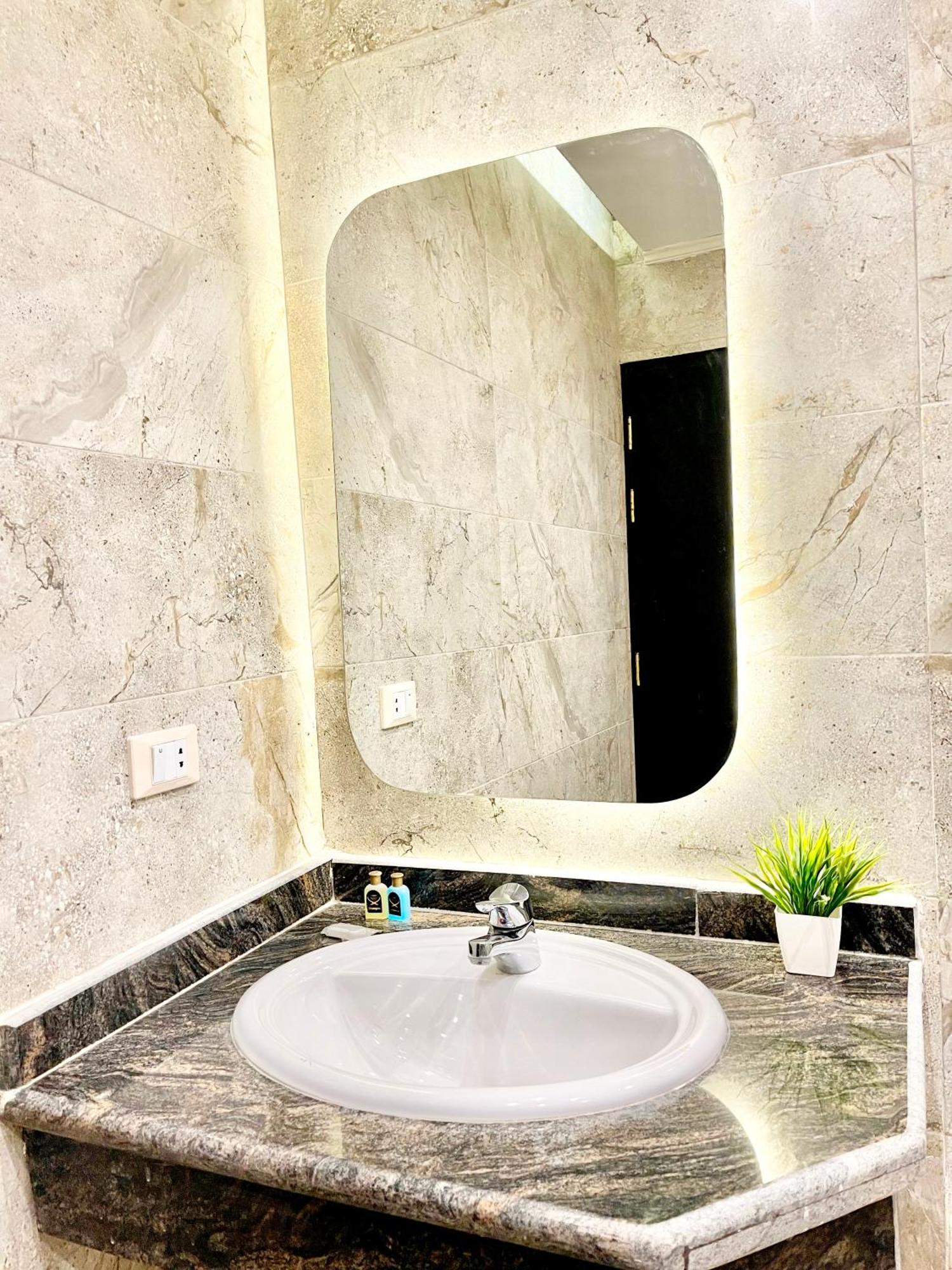 Comfort Giza Inn View Al Kawm al Akhdar المظهر الخارجي الصورة